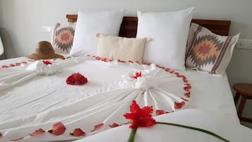 Family Suite, 2 Bedrooms, Non Smoking, Balcony | Premium bedding, in-room safe, desk, soundproofing