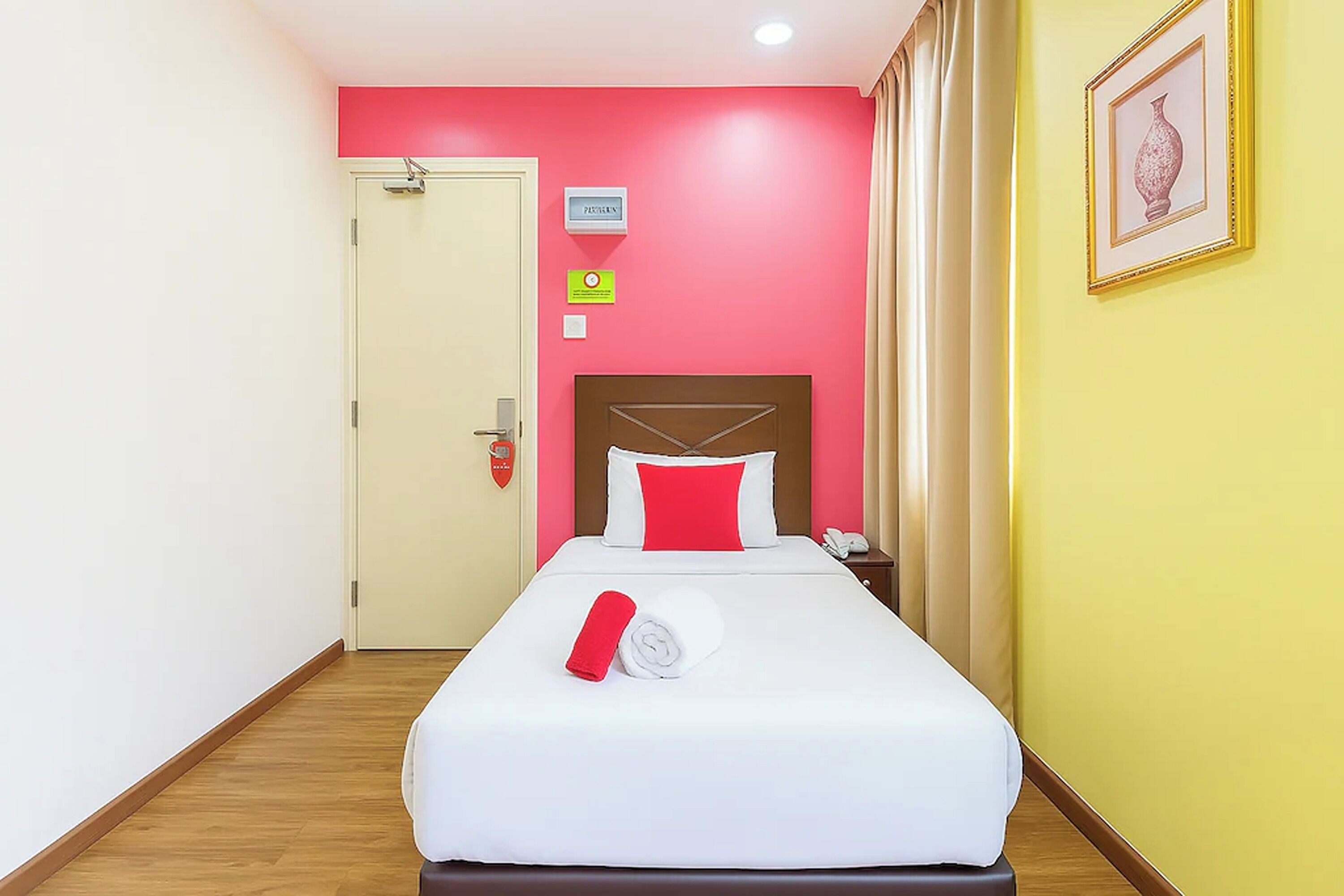 Superior Single Room | Free WiFi