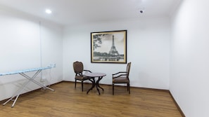 Área de estar no saguão