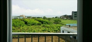 20 PY | Pemandangan dari bilik