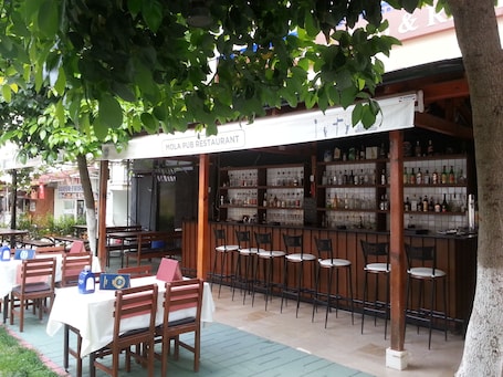 Bar (on property). Mola Hotel