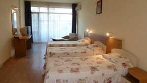Triple Studio, Kitchenette, Balcony 
