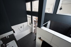 Loft, Balcony | Living room | Flat-screen TV, pay movies - Weimar Central Artist Loft (Weimar)