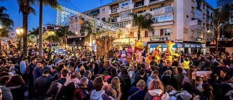 Fassade der Unterkunft – Abend/Nacht