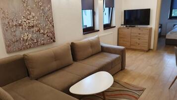 Apartemen, pemandangan gunung (Bruno) | Area keluarga | TV layar datar