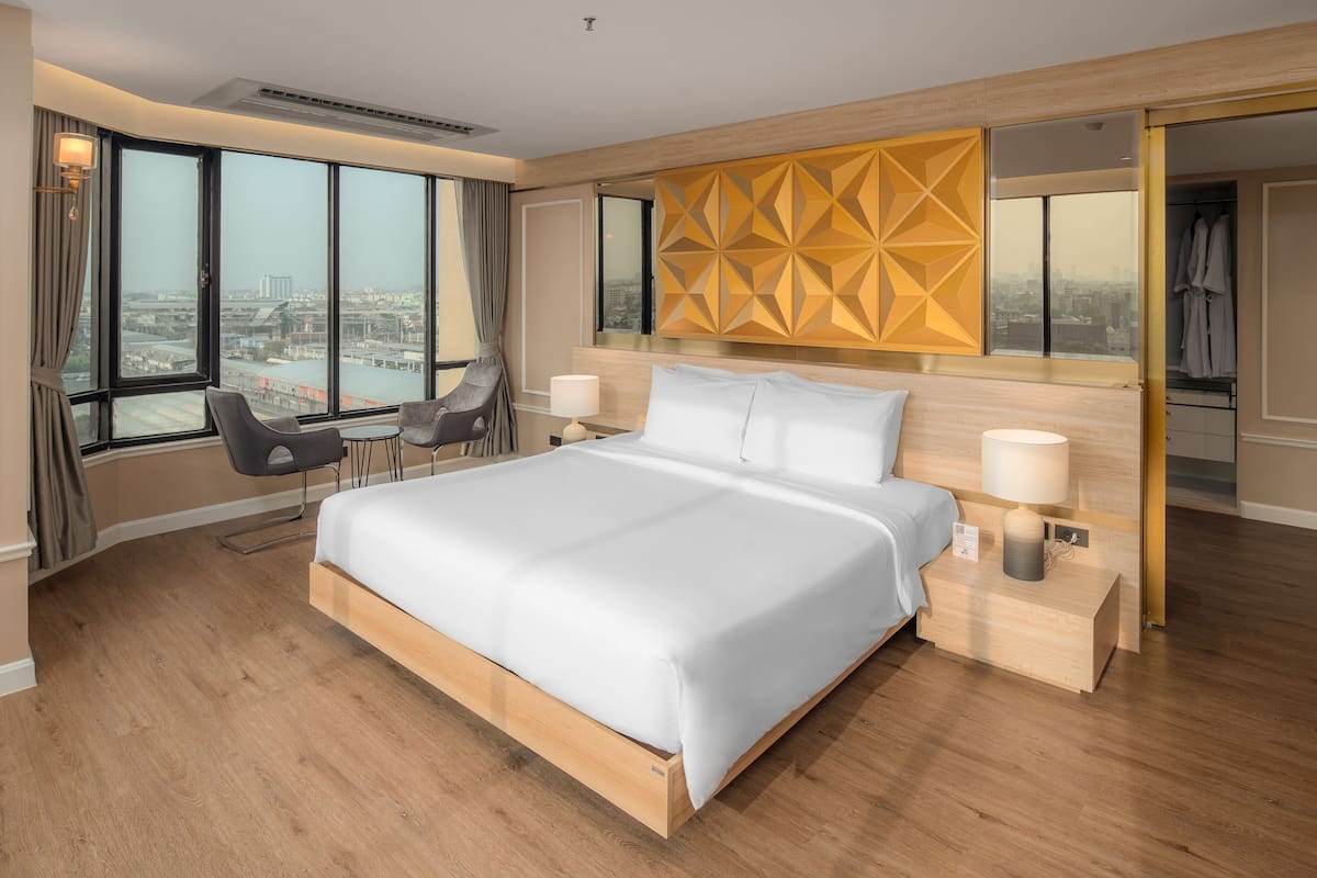 Alexander Suite | Peti besi dalam bilik, langsir/tirai gelap terus, Wi-fi, cadar katil