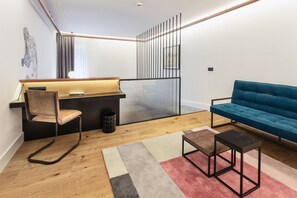 Premium Room | Living room