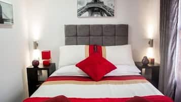 Desk, laptop workspace, free WiFi, bed sheets