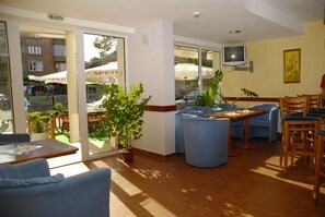 Sala de estar en el lobby