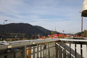 Chambre Deluxe, vue lac | Vue de la chambre