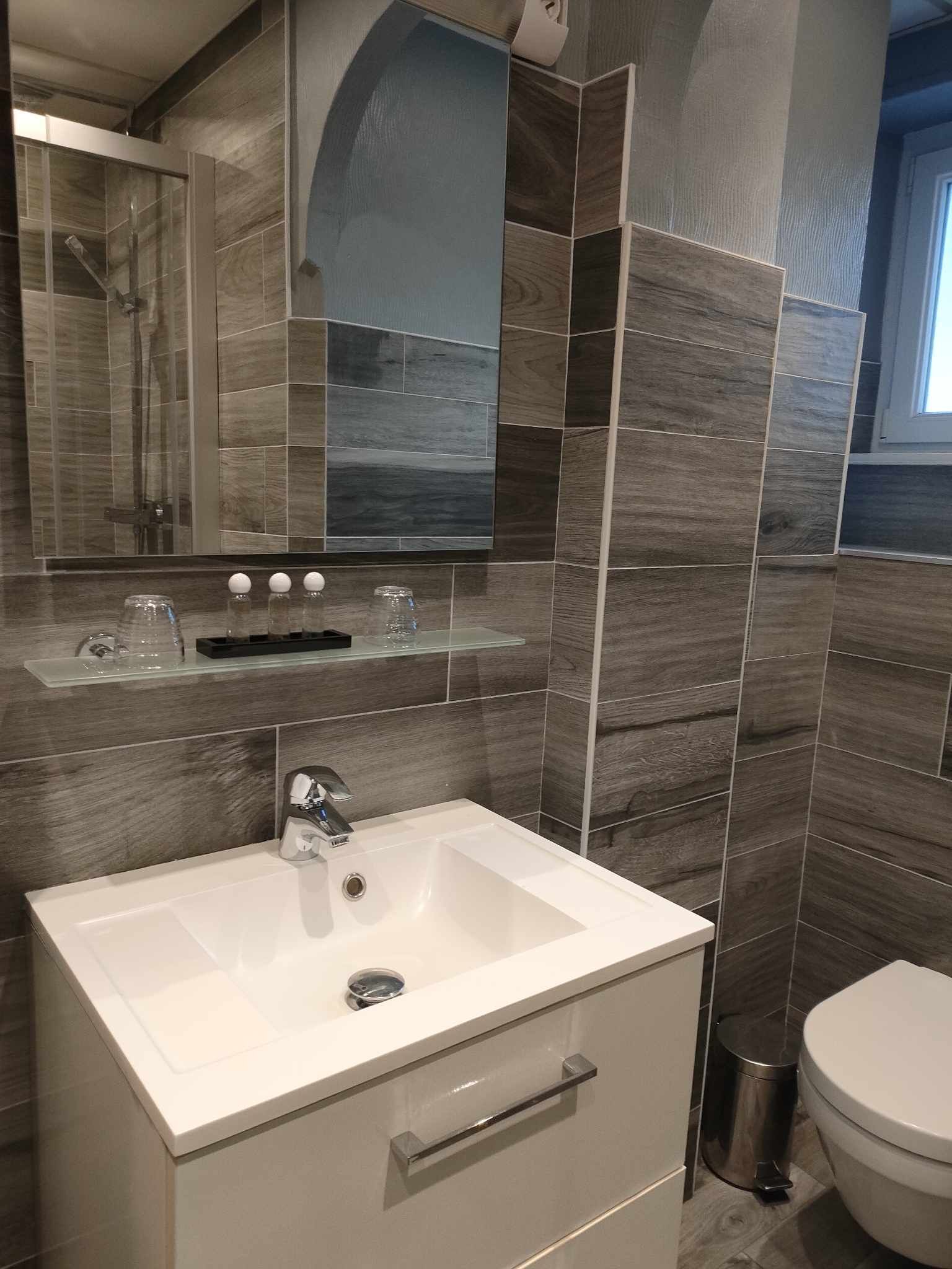 standard double room | 1 bedroom, desk, blackout curtains, soundproofing