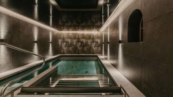 Sauna, Turkish bath, massage/treatment rooms