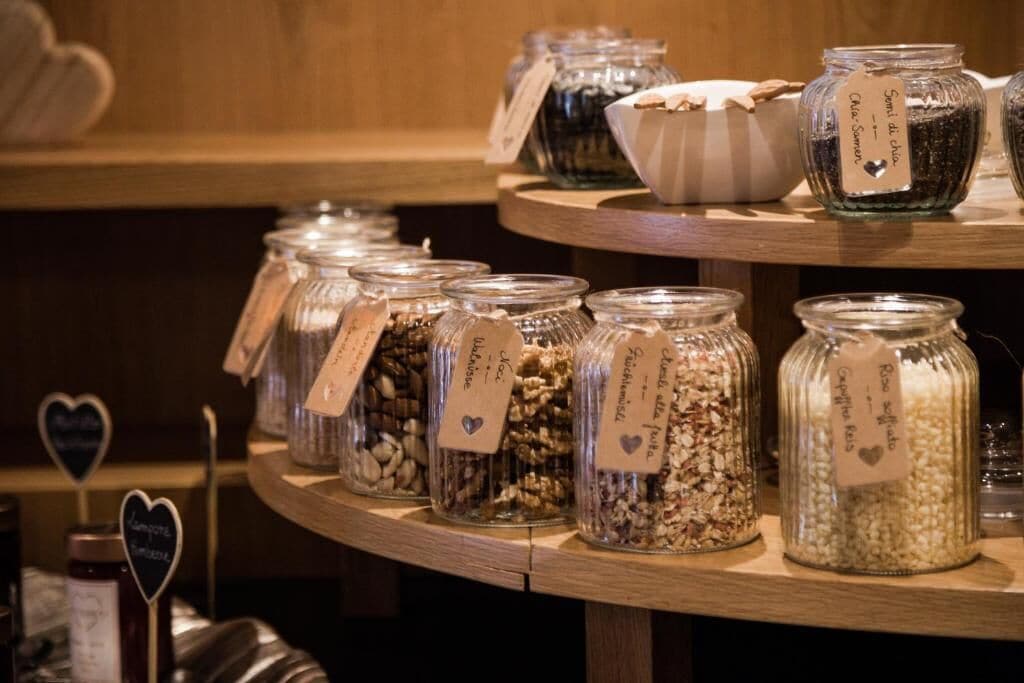 Colazione a buffet inclusa, servita tutte le mattine 