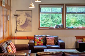Living area - Crianlarich Youth Hostel (Crianlarich)