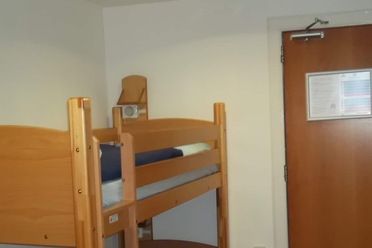 Quadruple Room, Shared Bathroom | Bed sheets