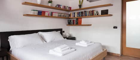 Apartment (1 Bedroom) | Front of property