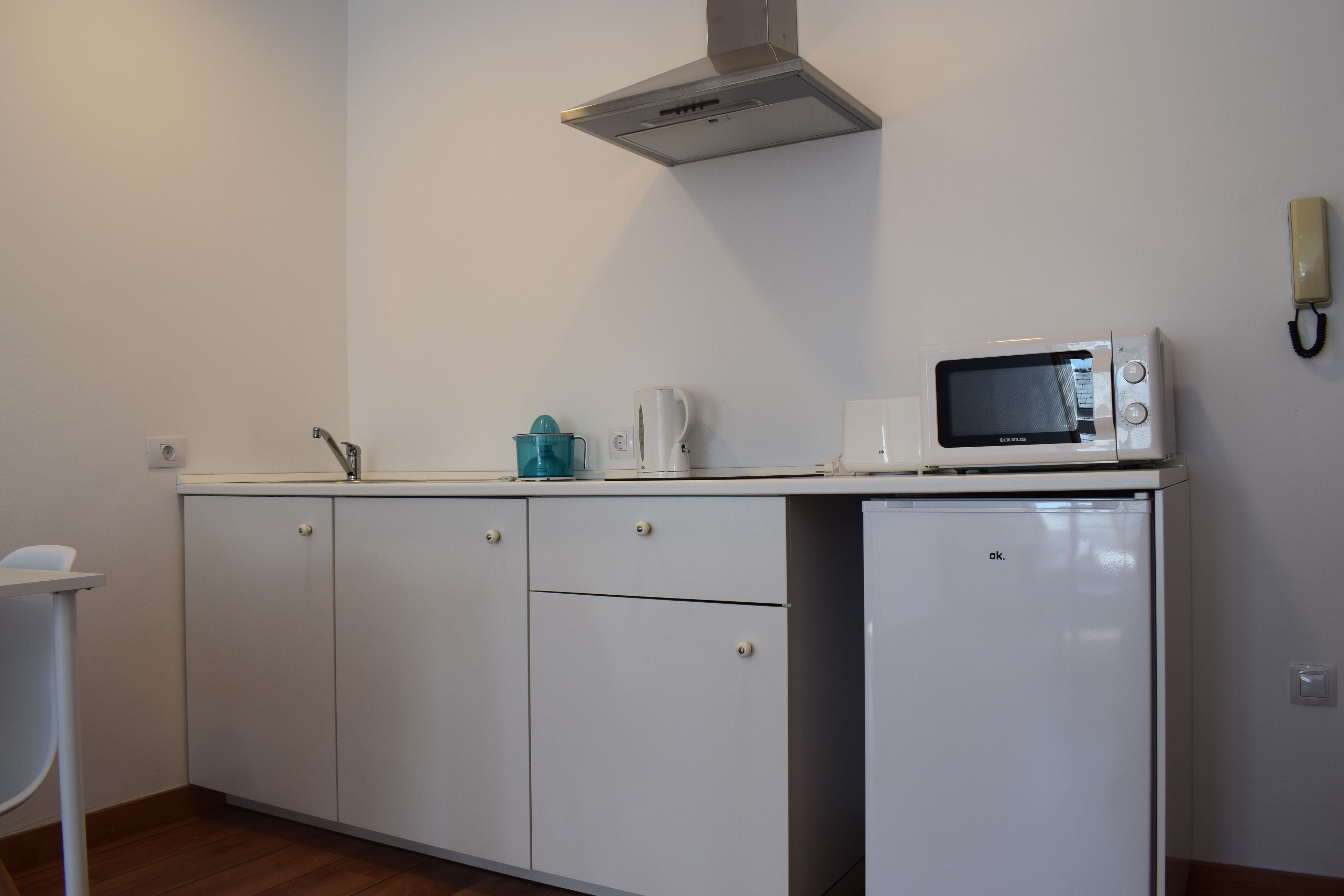 apartment, 1 bedroom (atico) | private kitchen | full-sized fridge, microwave, stovetop, espresso maker