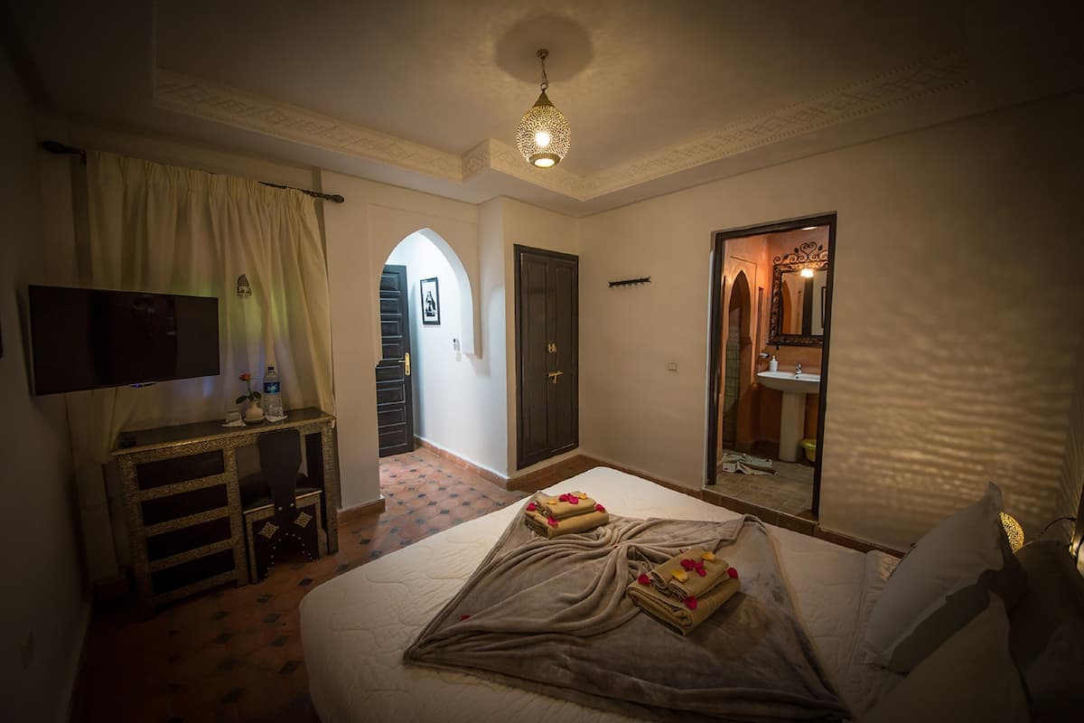 In-room safe, blackout curtains, soundproofing, free cots/infant beds