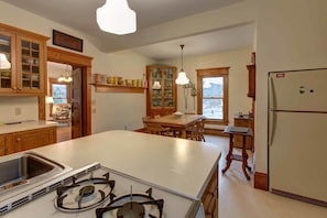Private kitchen - Breezy Hill Inn (Fleischmanns)
