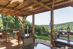 Dining - Domaine de Terrac (Rimont)