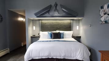 Garden Gate - 1 King Bed | Premium bedding, individually decorated, individually furnished