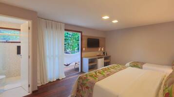 Suite Premier Tripla | Frigobar, cofres nos quartos, cortinas blackout, quartos à prova de som