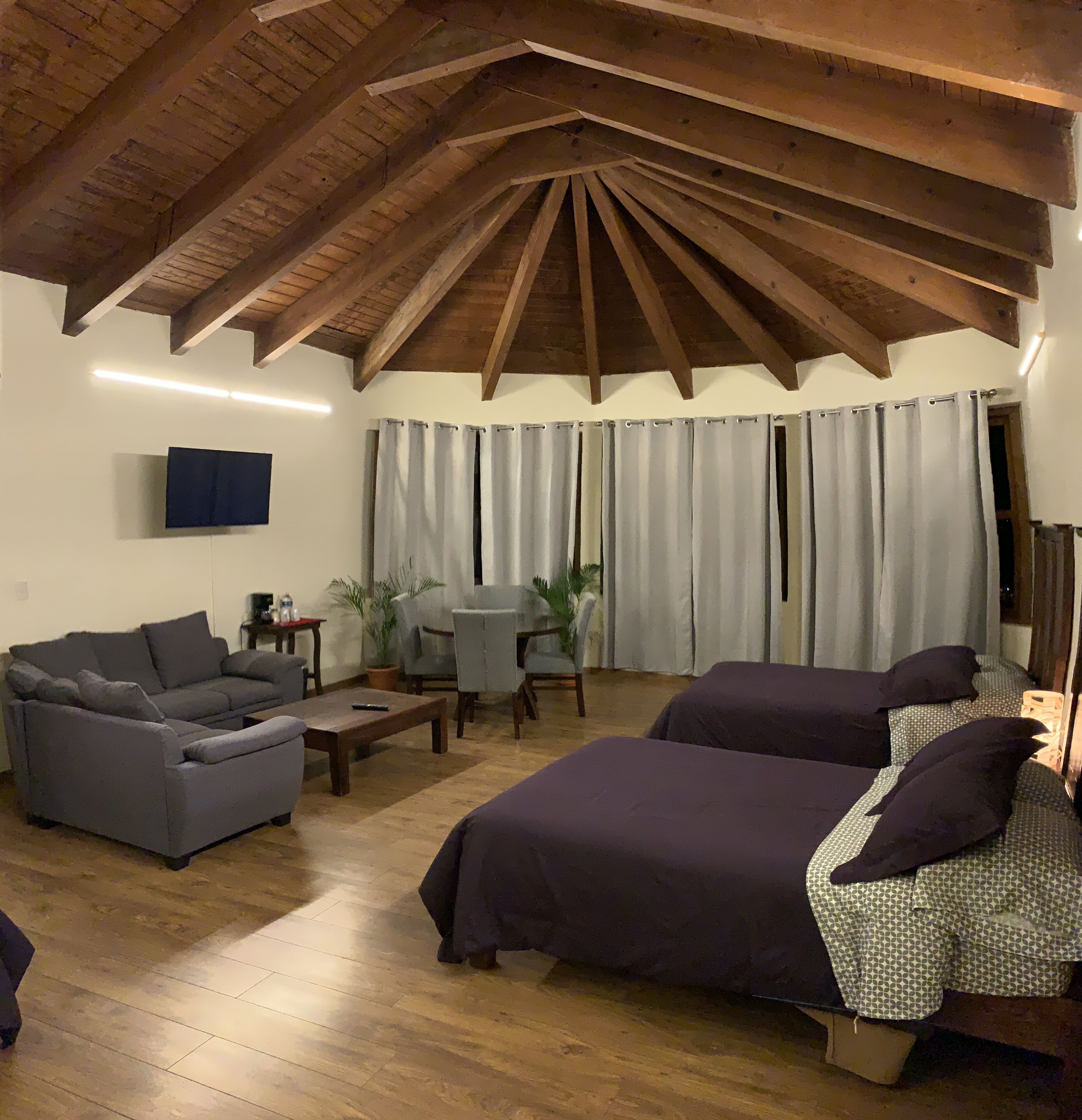 Foto - CORTIJO LA CASONA & Bungalow al Pie de la Montaña