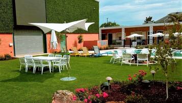 Children's play area - outdoor