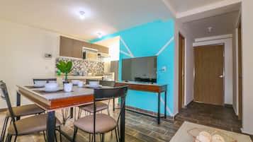 Apartemen Standar, dapur | Makan di kamar