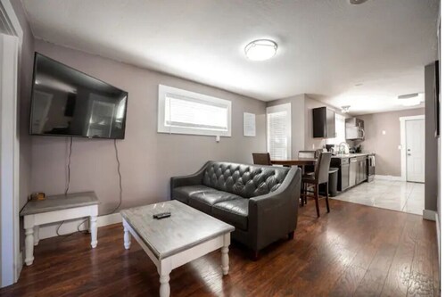 Elegant Tacoma condo unit in downtown B