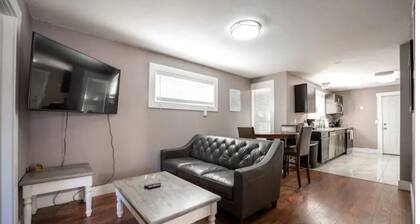 Elegant Tacoma condo unit in downtown B