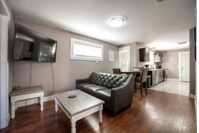 Elegant Tacoma condo unit in downtown B