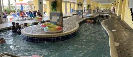 Innenpool, Außenpool