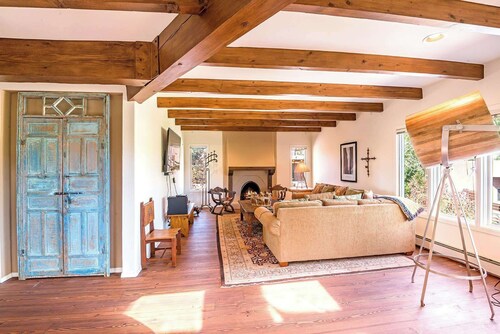 Encantada - Luxury Home, Perfect Location