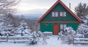 Exterior - Mountain View Chalet (Indian Lake)