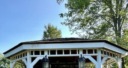 Connie-tätin mökki