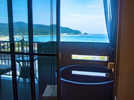 Ducha, artículos de higiene personal gratuitos y secador de pelo