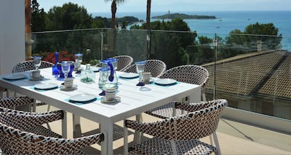 Exclusive house. Amazing views ,close to beach & golf, Priv pool, Chillout, bbq