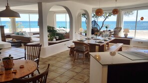 Dining - Exclusivity-1st Sea Line (Playa Honda)