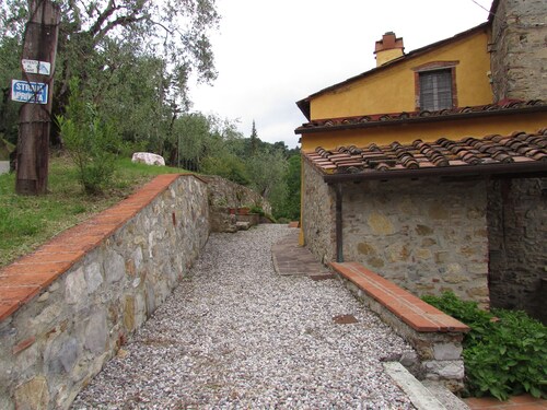 farmhouse on the hills of Lucca