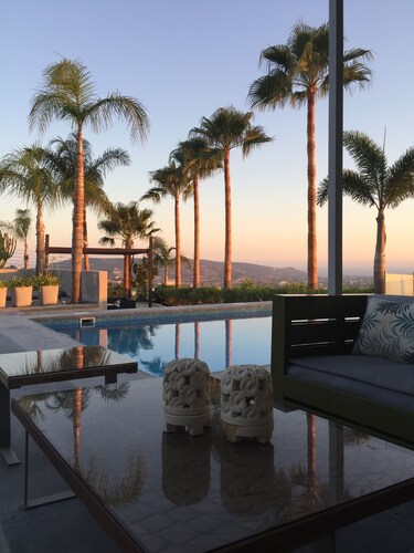 Star in the Med  💫 A unique 4 Bed property with style &  great chill out vibe.