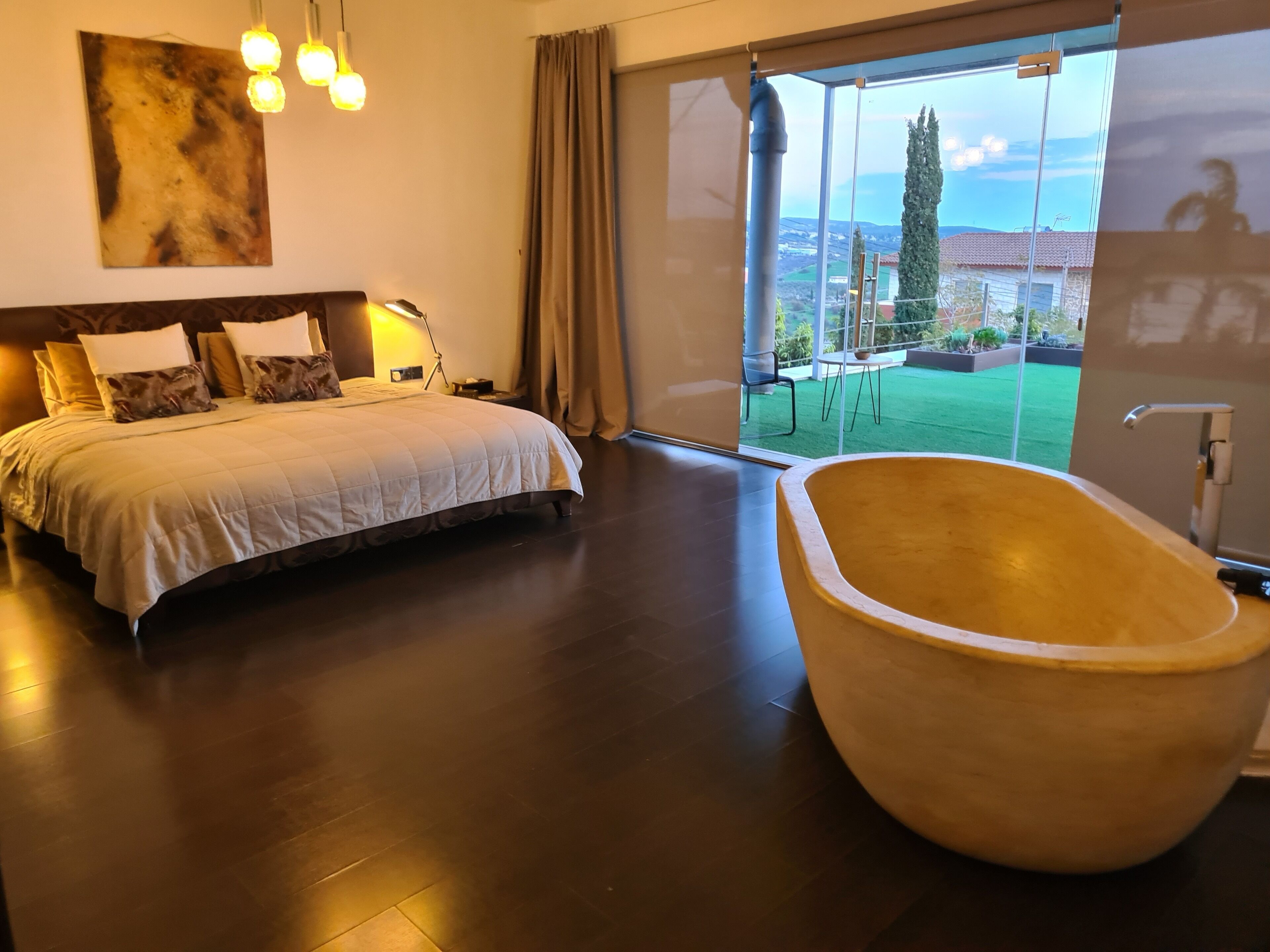5 bedrooms, in-room safe, iron/ironing board, travel cot