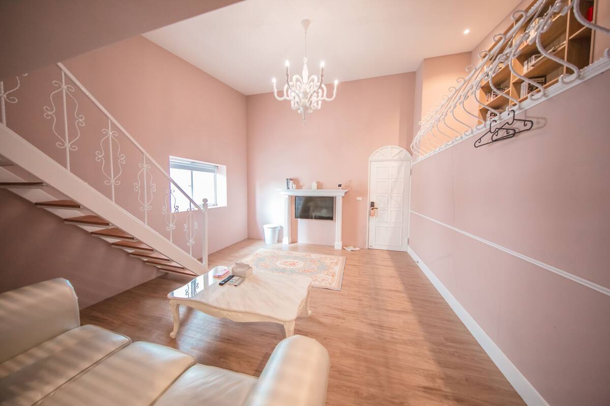 Signature Quadruple Room | Blackout drapes, soundproofing, WiFi (free), individually decorated