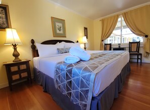 룸, 킹사이즈침대 1개 | 암막 커튼, 무료 WiFi, 침대 시트