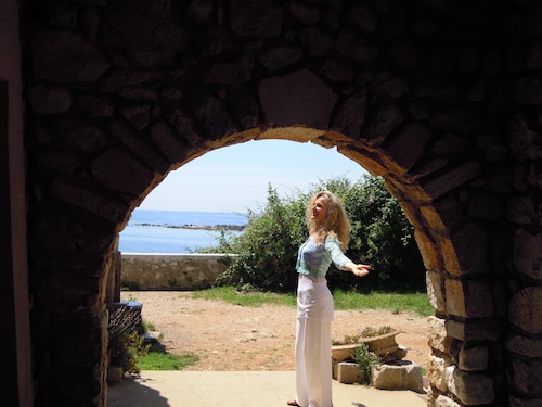  Beautiful villa, private pool, panoramic views, peaceful, central to all.