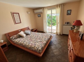 3 chambres, fer et planche à repasser, Wi-Fi