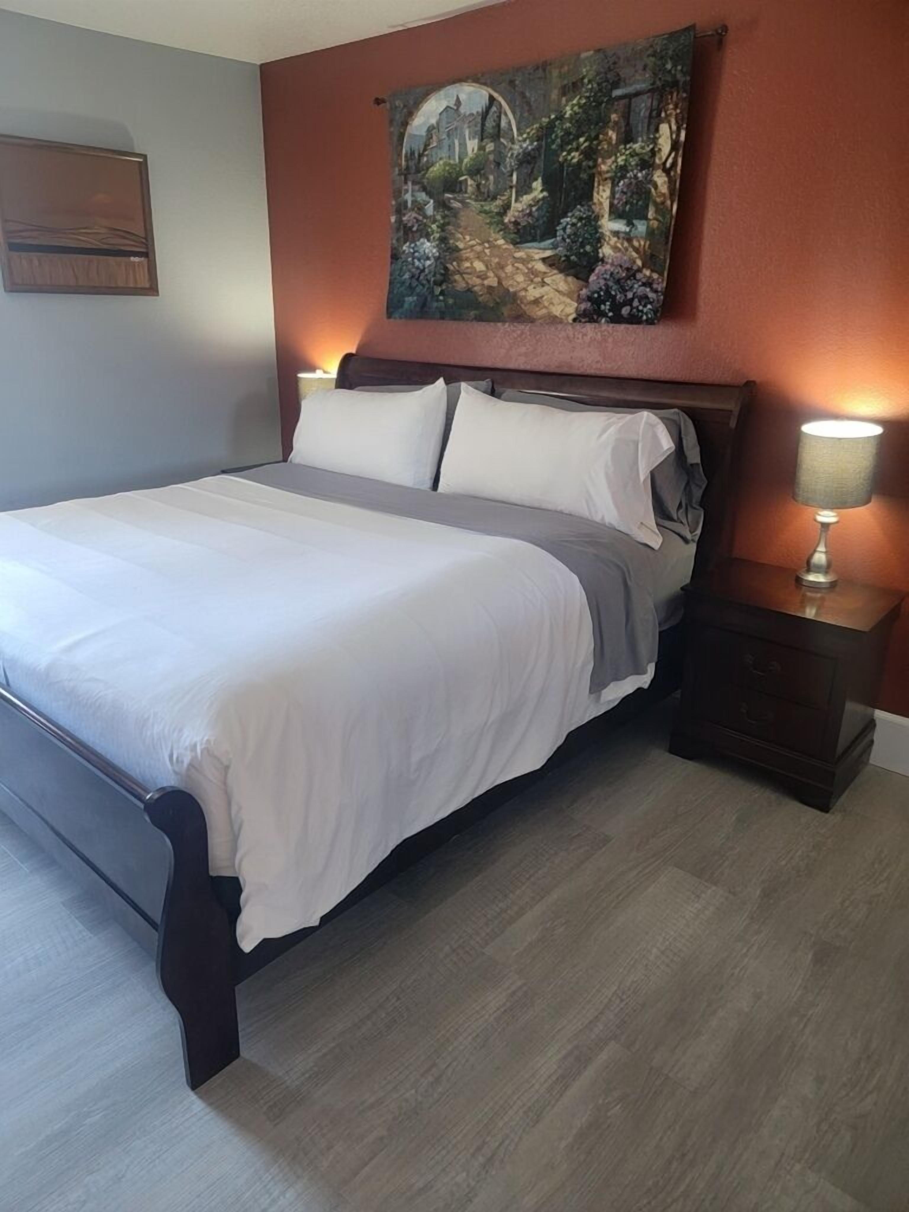 2 chambres, fer et planche à repasser, Wi-Fi gratuit, draps fournis