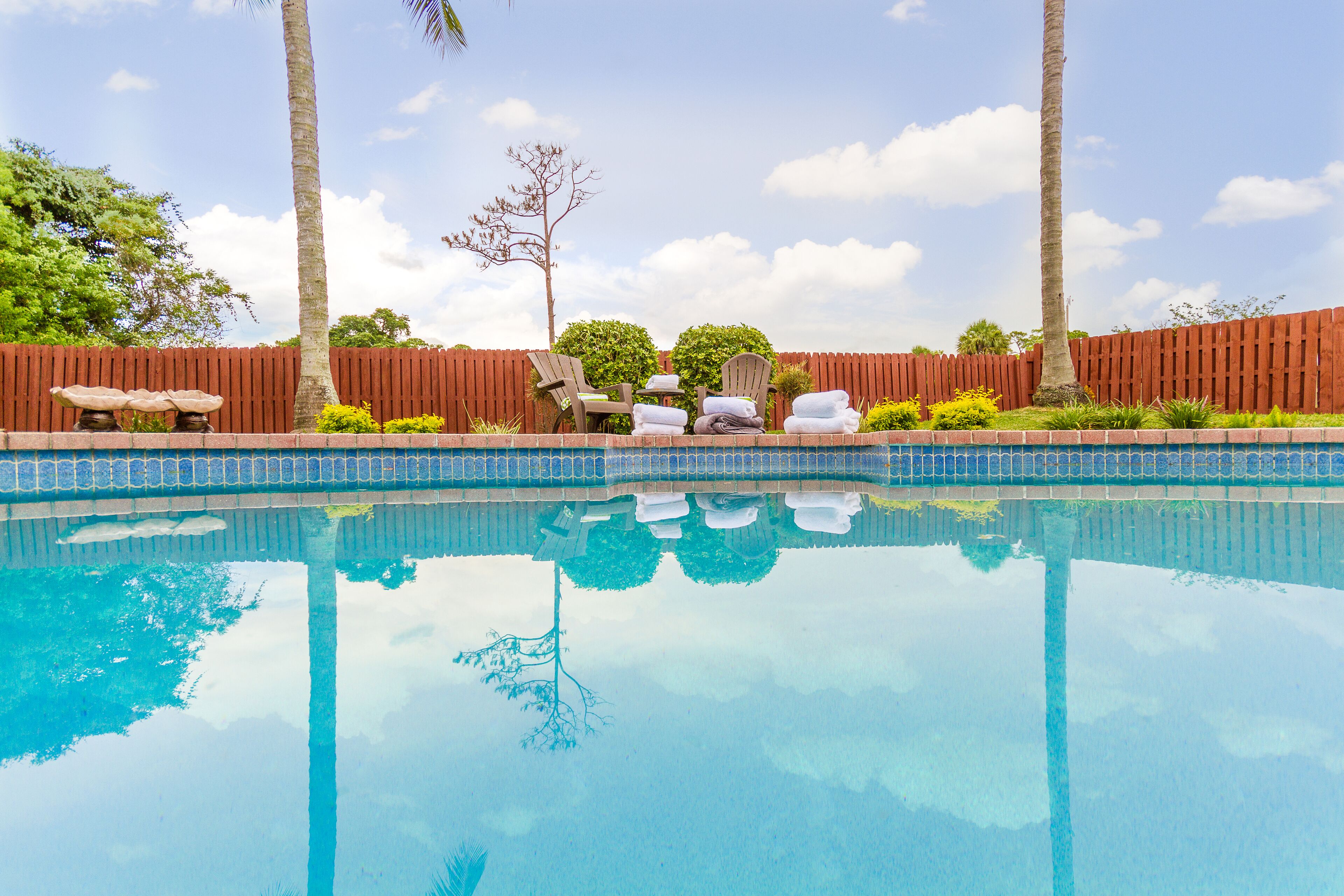 Luxury Home -Heart of Boca Raton - Gorgeous w/ Stunning Pool & Huge Private Yard