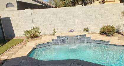 Beautiful Desert Vacation Home. Heated Pool! Close to Stadium & Wigwam Resort