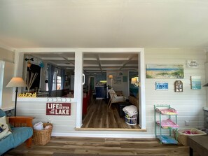 Unclassified image, 5 of 24, button - 5 bedroom Lakefront Home For Relaxing and Entertaining with pontoon. (Jackson)